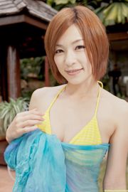 Kaho Kasumi / Kaho Kasumi << Bella attrice snella e vacanza tropicale >> [DGC] NO.1031