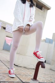 Xiao Ye "Red Shoes White Silk 13D White Silk" [Sen Luo Foundation] JKFUN-056
