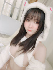 [COS phúc lợi] Weibo Girl Paper Cream Moon Shimo - も こ も こ う さ ぎ