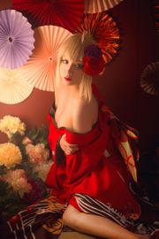 Coser Chihiro-sama "Kimono di Nerone"